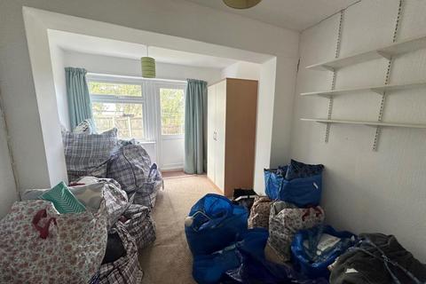 107 Downs Road, Canterbury, CT2 7TW