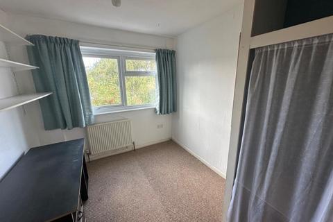 107 Downs Road, Canterbury, CT2 7TW