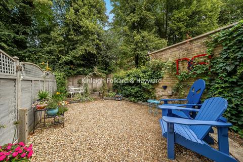 2a Lower Camden, Chislehurst, BR7 5HX