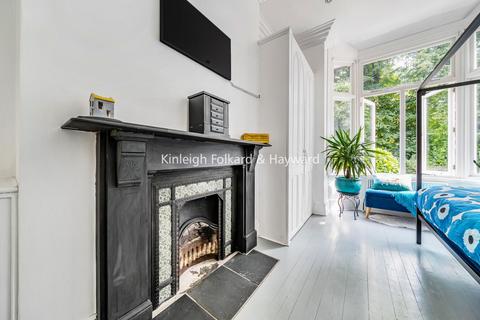 2a Lower Camden, Chislehurst, BR7 5HX