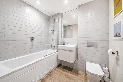 1 bedroom flat for sale, Woods Road, Peckham