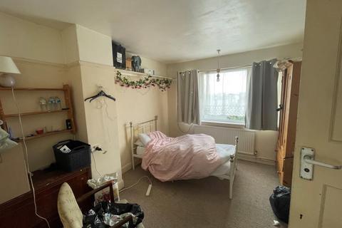 20 Grotto Hill, Margate, CT9 2BU