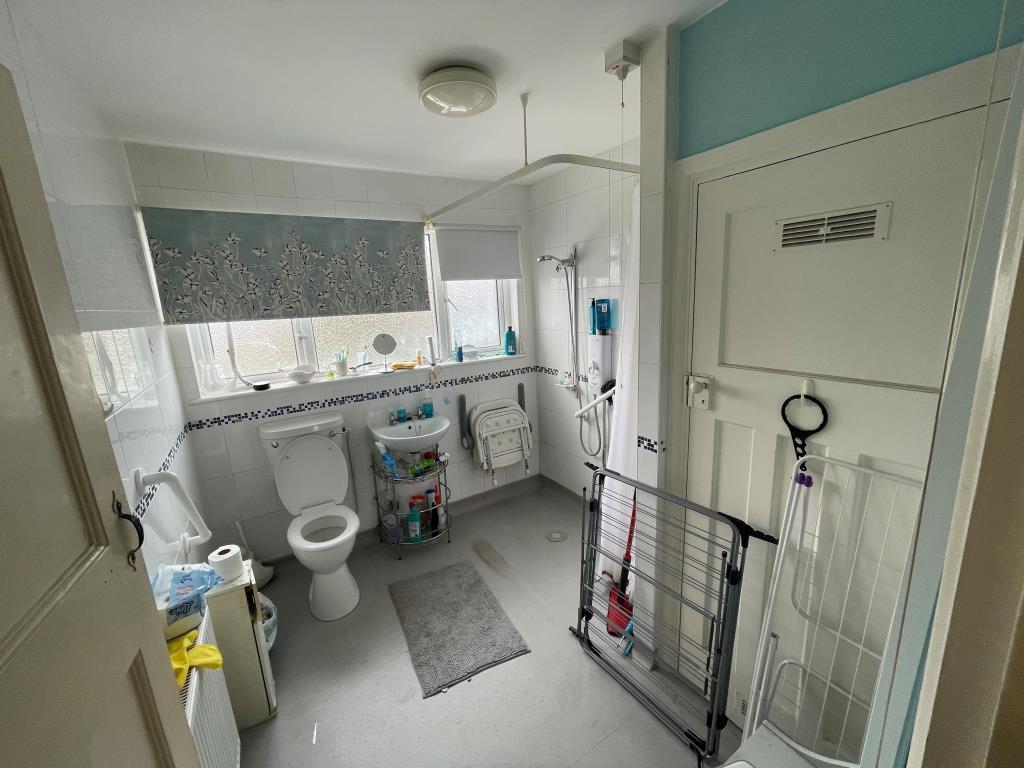 Shower room with W.C.