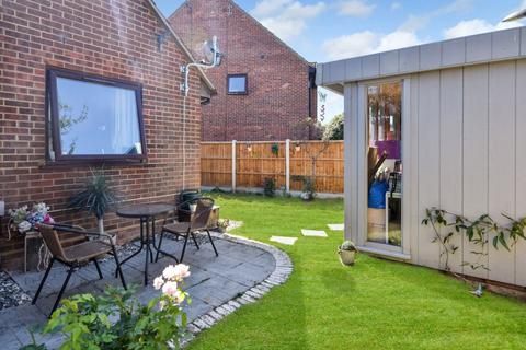24 Weaverdale, Shoeburyness, Southend-on-sea, SS3 8XL
