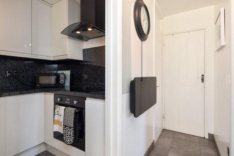 24 Weaverdale, Shoeburyness, Southend-on-sea, SS3 8XL