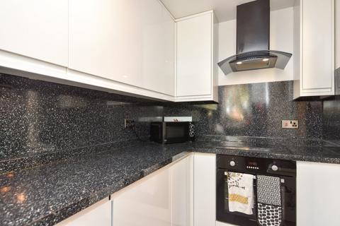 24 Weaverdale, Shoeburyness, Southend-on-sea, SS3 8XL