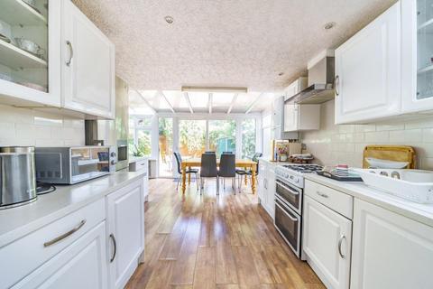 4 bedroom semi-detached house for sale, Craven Avenue, Ealing