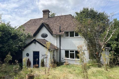The Lodge Haslingbourne Lane, Petworth, GU28 0JJ