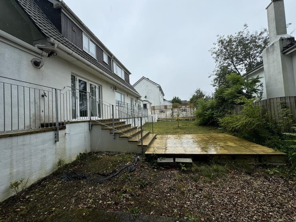 View of the rear garden