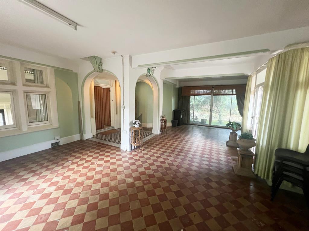 Entrance vestibule with tiled floor