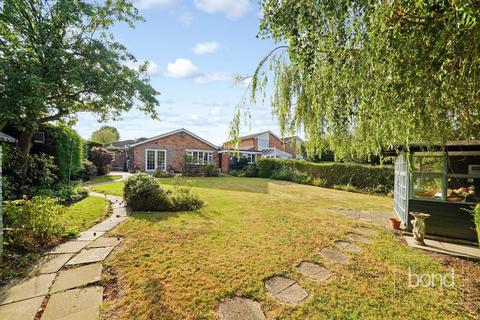 4 bedroom detached bungalow for sale, Thornhill, Maldon CM3