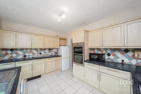 4 bedroom detached bungalow for sale, Thornhill, Maldon CM3