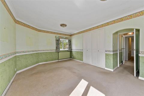 17 Vivienne Close, Twickenham, TW1 2JX