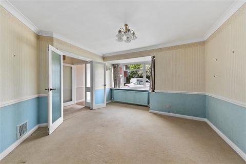17 Vivienne Close, Twickenham, TW1 2JX
