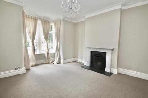 4 bedroom terraced house for sale, Glebe Road, Harrogate