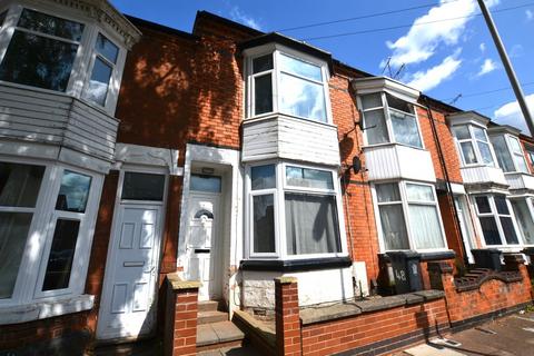 2 bedroom terraced house to rent, Stuart Street, Leicester LE3