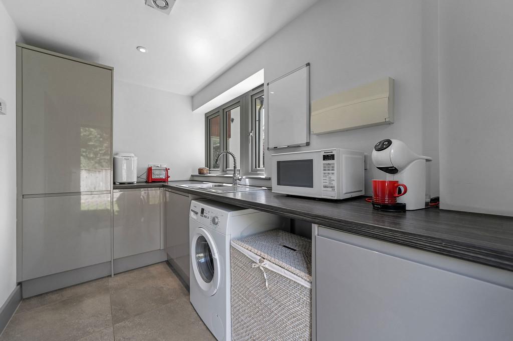 14 - Utility room