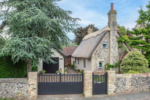 3 bedroom cottage for sale, High Street, Newmarket CB8