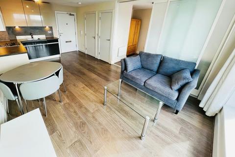 1 bedroom apartment for sale, Skyline Plaza, Basingstoke RG21