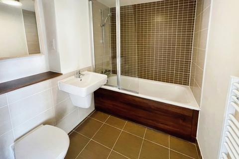 1 bedroom apartment for sale, Skyline Plaza, Basingstoke RG21