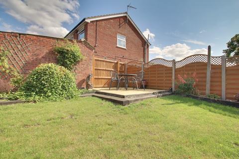 2 bedroom semi-detached bungalow for sale, Fairview Avenue, Chatteris