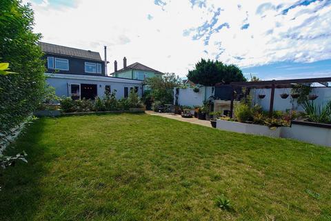 5 bedroom detached house for sale, South Coast Road, Peacehaven