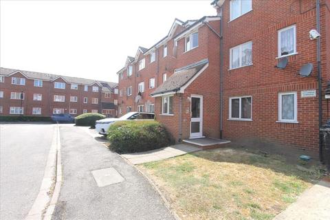 1 bedroom flat for sale, Bunting Close, London, N9