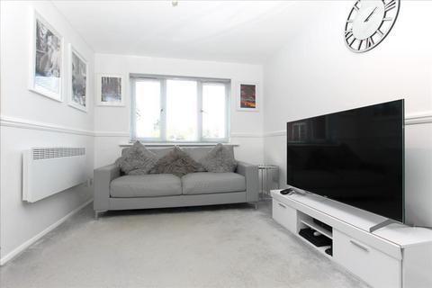 1 bedroom flat for sale, Bunting Close, London, N9