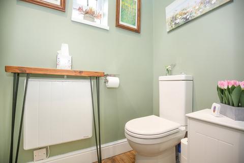 6 Ambien Road, Atherstone, CV9 2AT