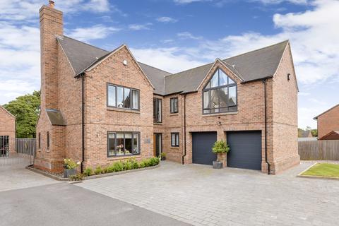 5 bedroom detached house for sale, Marsh Lane, Hinstock