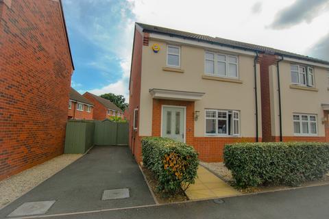 3 bedroom detached house for sale, Yew Tree Meadow, Hadley, Telford, TF1 6AN.