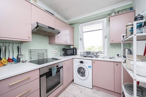 2 bedroom flat for sale, Mace Street, Bethnal Green, London, E2