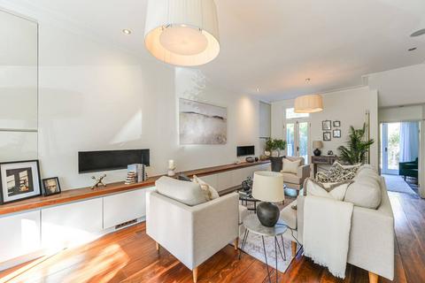 4 bedroom house for sale, Burnaby Street, Chelsea, London, SW10