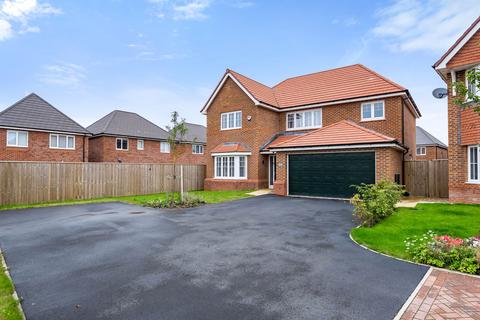 4 bedroom detached house for sale, St. Andrews Close, Burscough L40