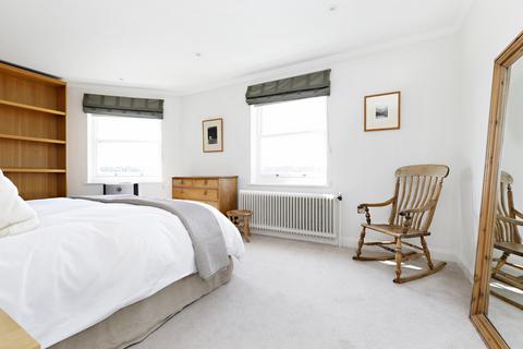 2 bedroom apartment to rent, Cadogan Square, Knightsbridge SW1X