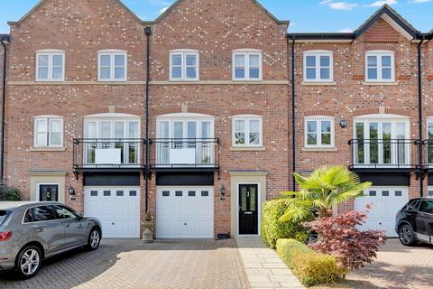 4 bedroom townhouse for sale, Harbutts View, Middlewich