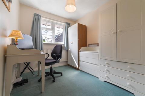 22 Cedar Drive, Ascot, SL5 0UA