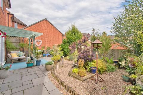 4 bedroom detached house for sale, Tutbury Hollow, Ashbourne