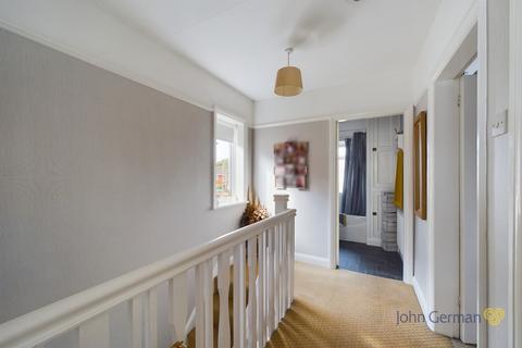 5 Bridge Road, Uttoxeter, ST14 8BA