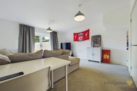 20 Sampson Avenue, Bramshall, Uttoxeter, ST14 5FG