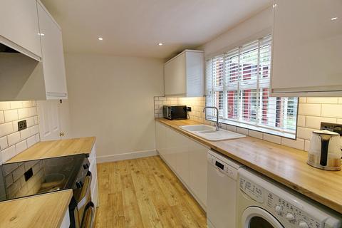 4 bedroom detached house for sale, Heards Close, Wigston