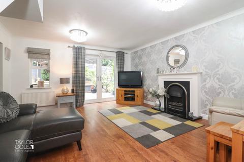 3 bedroom end of terrace house for sale, Arran Drive, Wilnecote