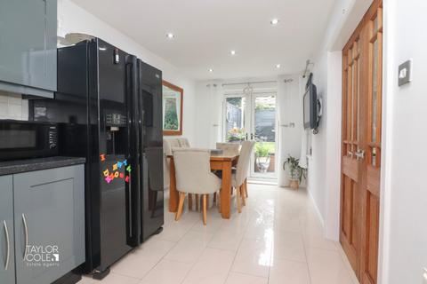12 Arran Drive, Wilnecote, Tamworth, B77 5AS