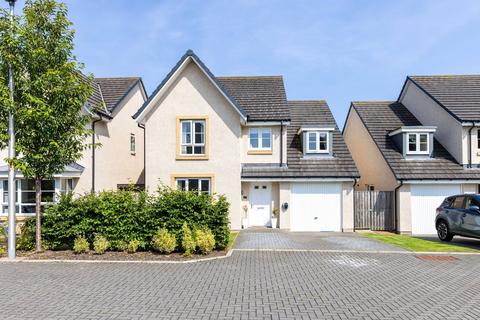 4 bedroom detached house to rent, Branders Place, South Queensferry, Midlothian