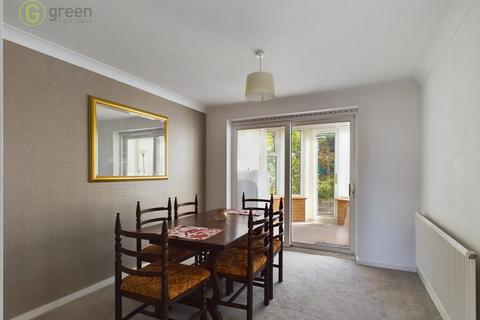 21 Carlton Croft, Sutton Coldfield, B74 3JT
