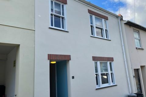 2 bedroom terraced house to rent, New Windsor Terrace, Cornwall TR11