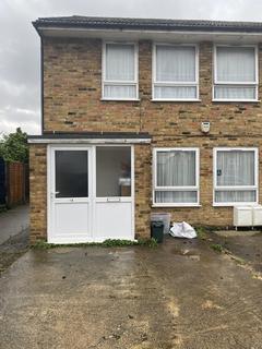 1 bedroom maisonette to rent, Heath Road, Uxbridge