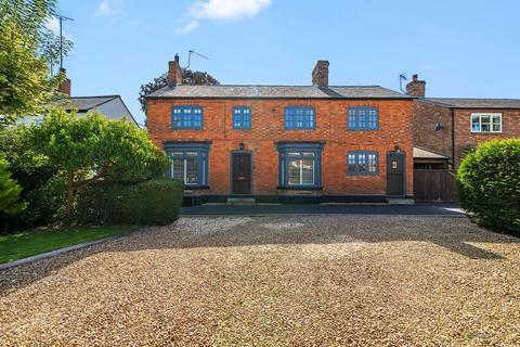 4 bedroom detached house for sale, Gawcott,  Buckinghamshire,  MK18