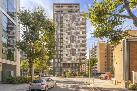 Flat 802, 15 Indescon Square, London, E14 9EZ
