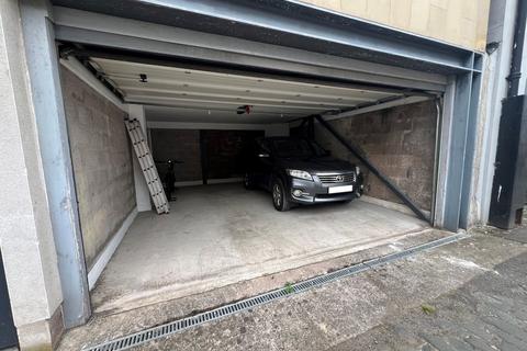 Garage for sale, Double Garage, Newton Terrace Lane, Park Area, G3 7PJ